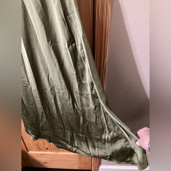 NWT - Billy J. size 16 (girls) satin, one-shoulder Kimbra midi dress - Picture 6 of 6